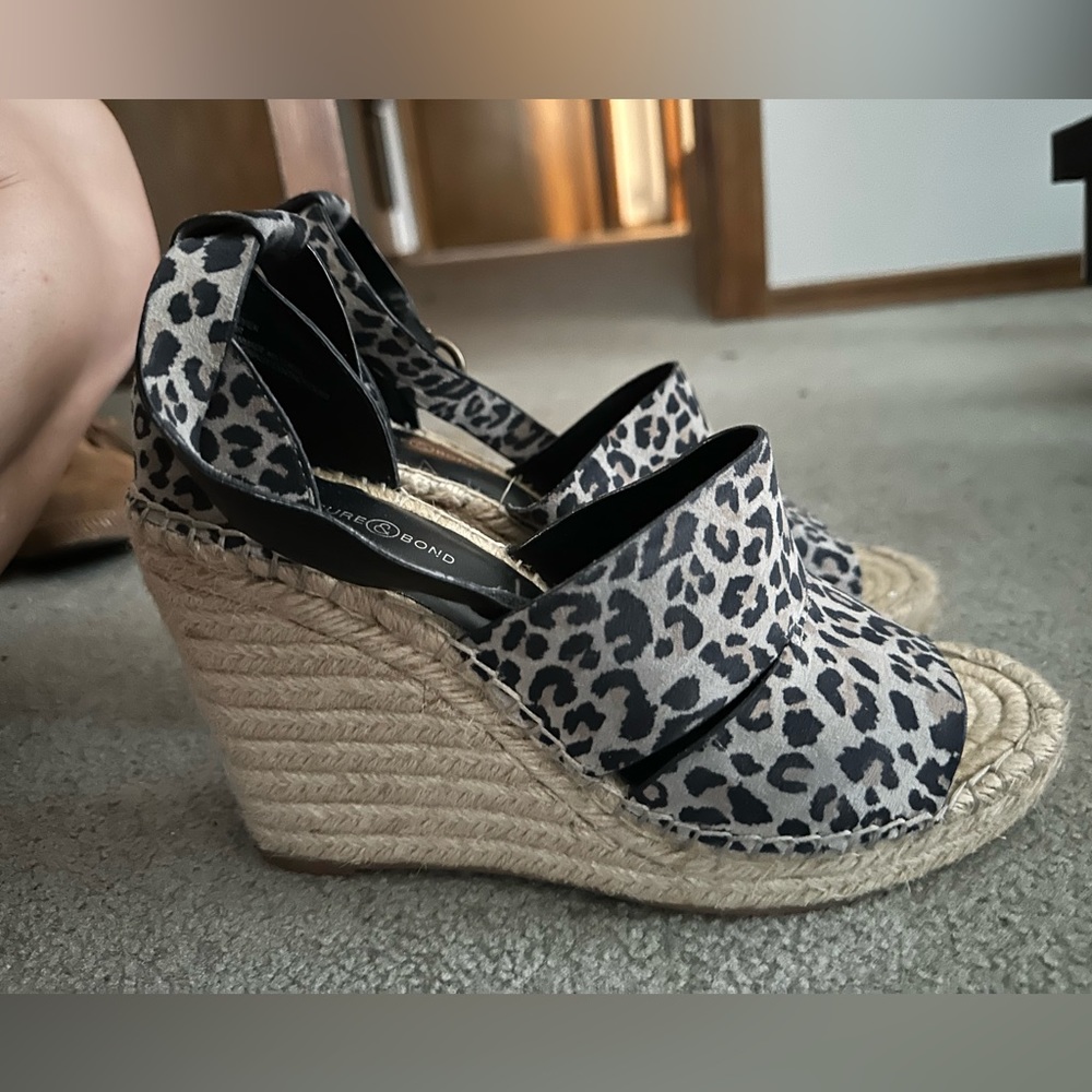 Treasure and Bond wedge sandals